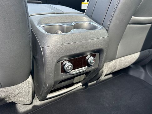 New 2026 Buick Enclave Preferred w/ Power Package AWD/4WD image 33