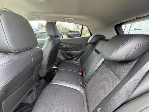 Used 2022 Buick Encore Preferred w/ Safety Package image 27