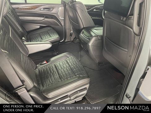 Used 2021 Cadillac Escalade Sport Platinum image 44