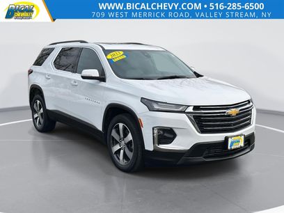 Certified 2023 Chevrolet Traverse LT w/ LT Premium Package