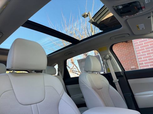 New 2026 Kia Sorento EX w/ EX Premium Package AWD/4WD image 18