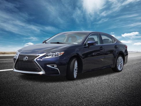 Used 2016 Lexus ES 350 w/ Luxury Package w/Wood Trim FWD image 15