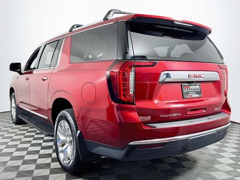 Used 2022 GMC Yukon XL SLT w/ SLT Luxury Package AWD/4WD image 5