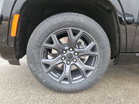 New 2026 Jeep Grand Wagoneer Limited w/ Premium Group II image 20