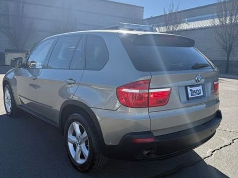 Used 2010 BMW X5 xDrive30i image 4