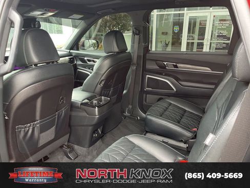 Used 2024 Kia Telluride EX X-Line AWD/4WD image 18