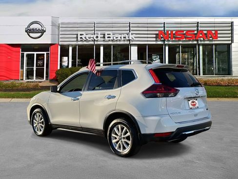 Used 2019 Nissan Rogue S w/ Special Edition Package FWD image 6