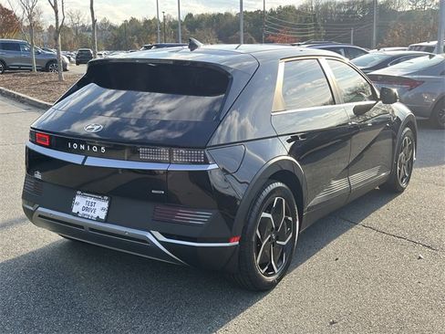 Certified 2023 Hyundai Ioniq 5 SEL image 7