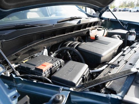 Used 2024 Chevrolet Silverado 1500 LT w/ Z71 Off-Road Package image 31