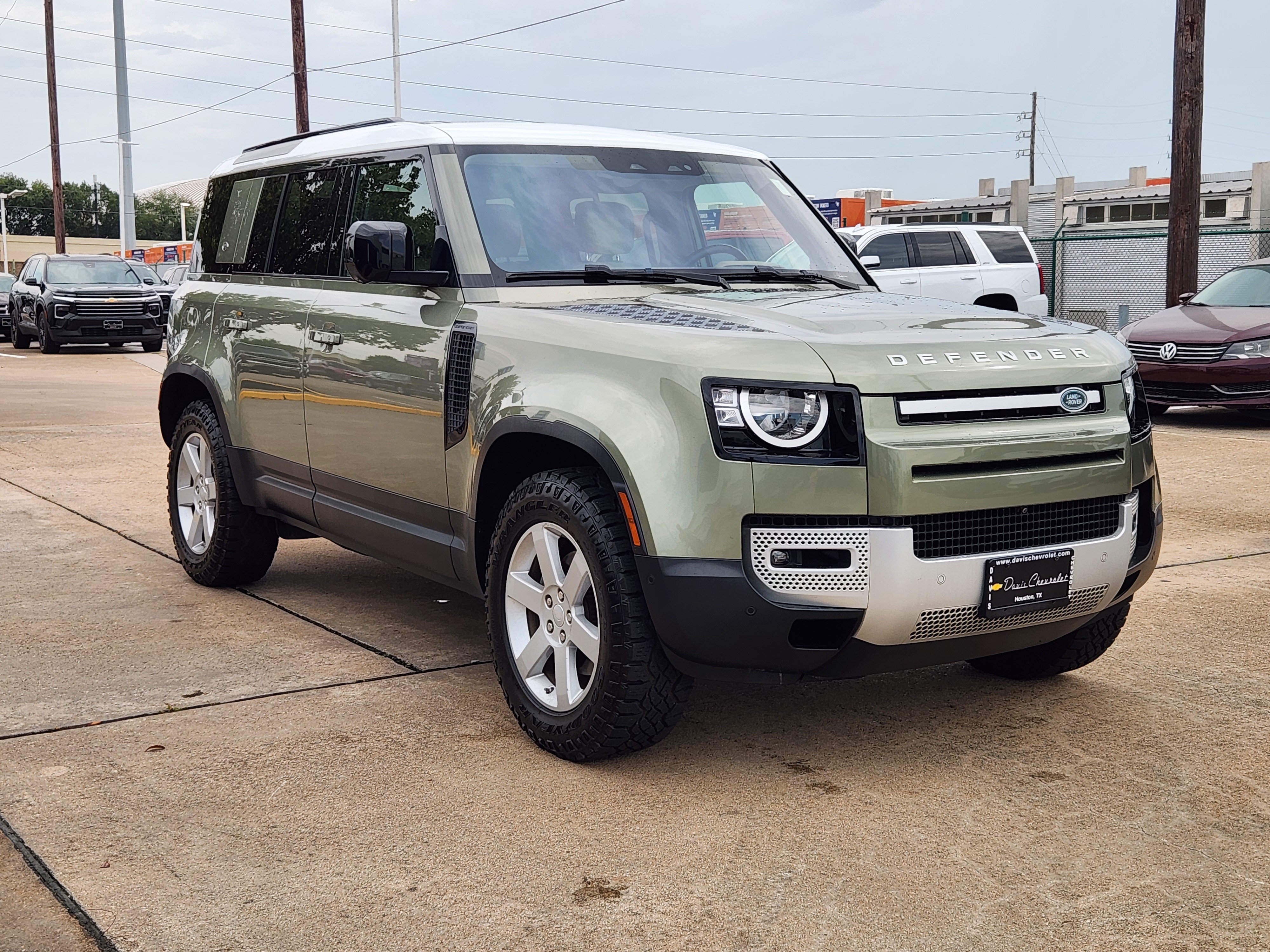 Used 2020 Land Rover Defender 110 S AWD/4WD image 4