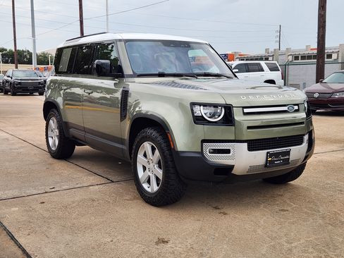 Used 2020 Land Rover Defender 110 S AWD/4WD image 4