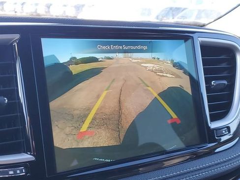 New 2026 Chrysler Pacifica Select image 19