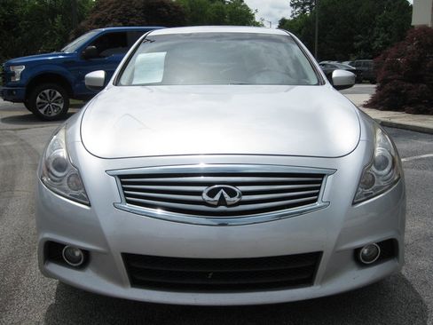 Used 2013 INFINITI G37 x Sedan w/ Premium Pkg AWD/4WD image 2