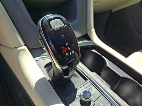 Used 2020 Cadillac XT6 Premium Luxury FWD image 15