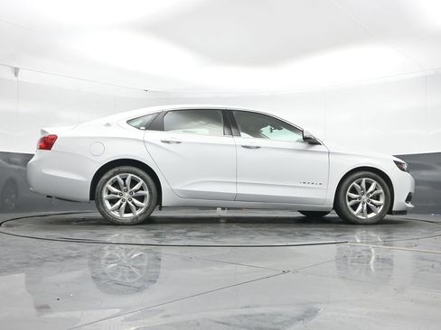 Used 2016 Chevrolet Impala LT image 40