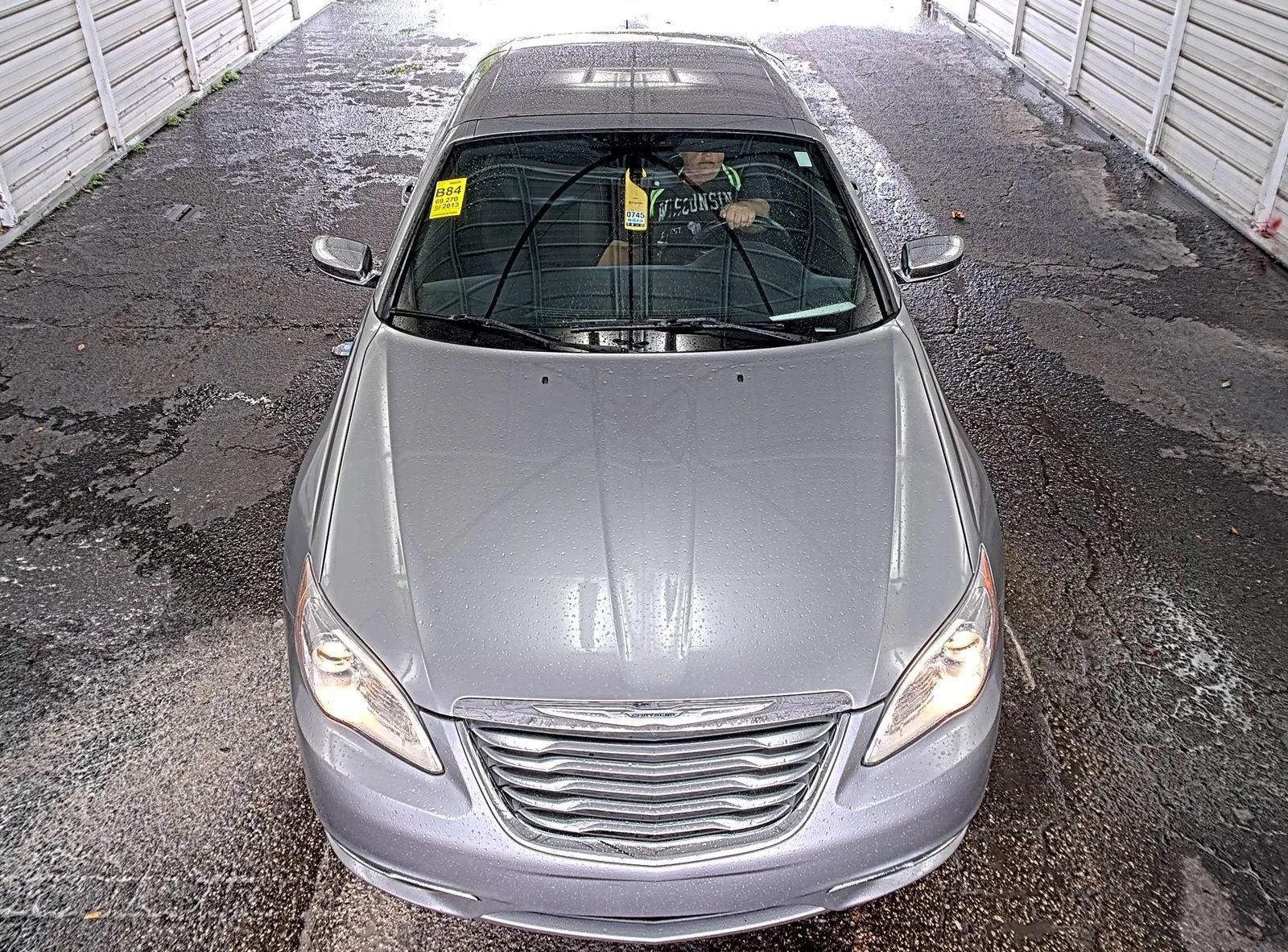 Used 2013 Chrysler 200 Limited FWD image 3