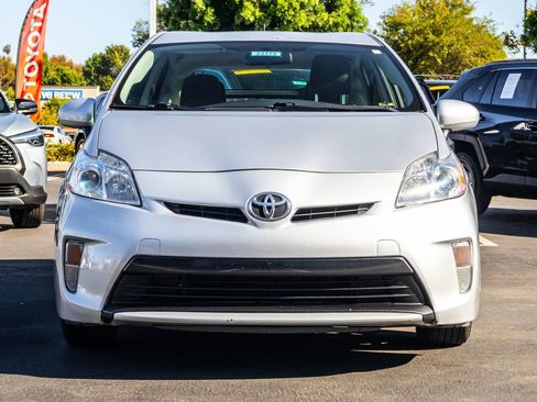 Used 2013 Toyota Prius Two FWD image 2