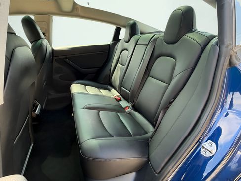 Used 2023 Tesla Model 3 Standard Range RWD image 21