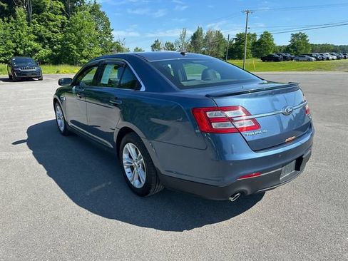 Used 2018 Ford Taurus SEL w/ Equipment Group 201A AWD/4WD image 3
