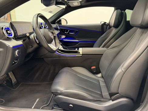 Used 2024 Mercedes-Benz CLE 300 4MATIC Coupe image 9