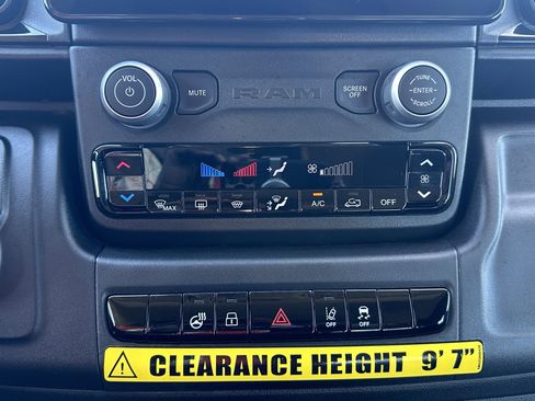 Used 2024 RAM ProMaster 3500 image 31