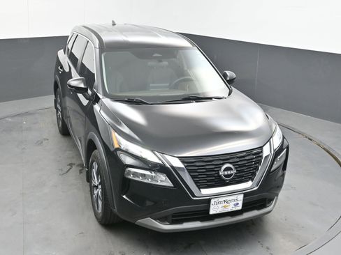 Used 2022 Nissan Rogue SV image 30