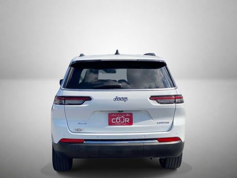 Used 2023 Jeep Grand Cherokee L Limited AWD/4WD image 4
