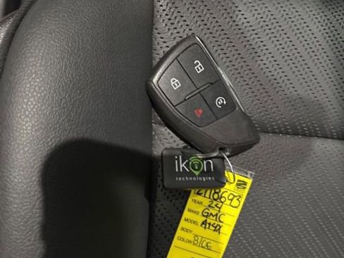 Used 2024 GMC Canyon AT4X w/ AT4X AEV Edition image 42