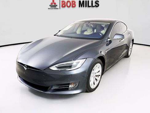 Used 2017 Tesla Model S 100D image 3
