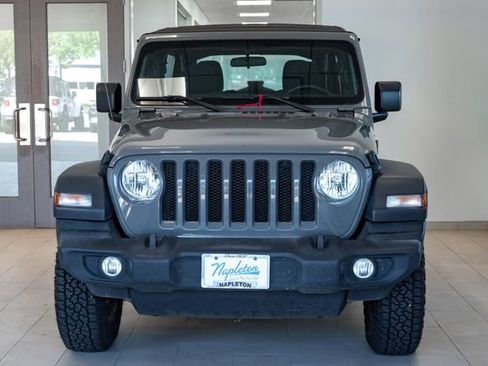 Used 2023 Jeep Wrangler Unlimited Sport AWD/4WD image 4