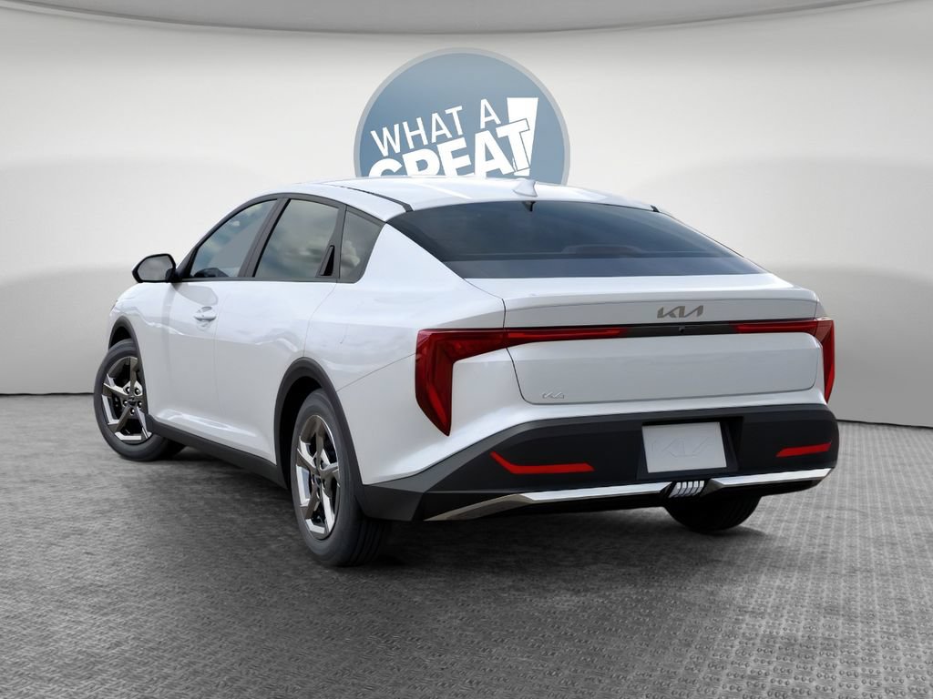 New 2026 Kia K4 FWD image 4