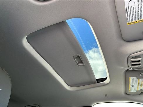 New 2026 Chevrolet Trax ACTIV w/ Sunroof Package image 26