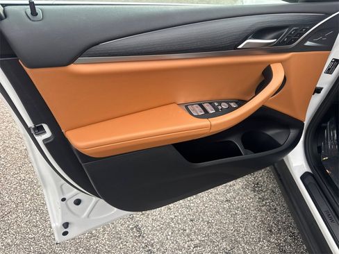 Used 2023 BMW X3 sDrive30i w/ Premium Package image 10