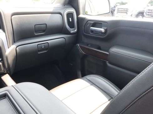 Used 2020 GMC Sierra 1500 SLT w/ SLT Premium Plus Package AWD/4WD image 11