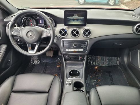 Used 2018 Mercedes-Benz GLA 250 image 16