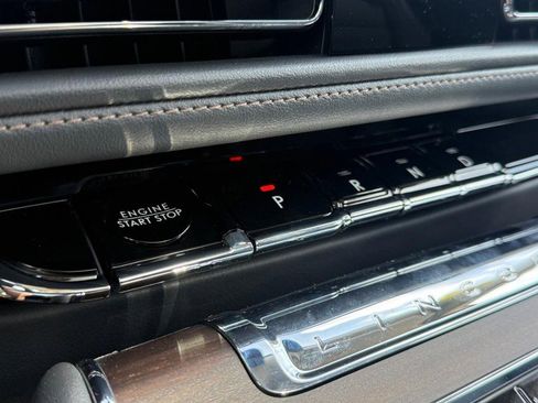 New 2026 Lincoln Aviator Reserve AWD/4WD image 16