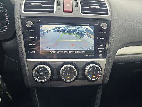 Used 2016 Subaru Crosstrek 2.0i Premium image 27