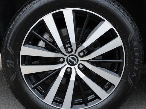 Certified 2023 Nissan Pathfinder Platinum image 12