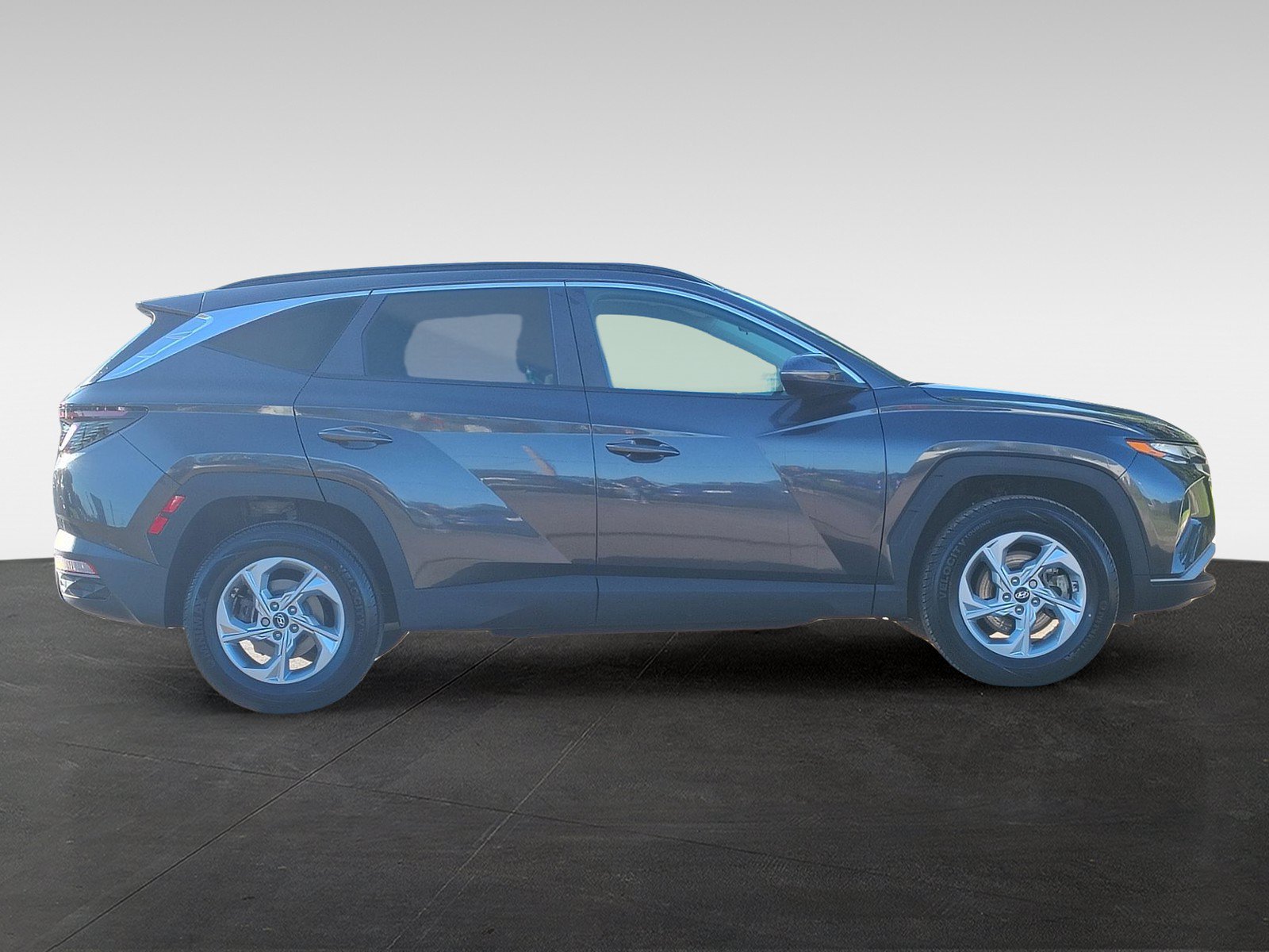 Certified 2023 Hyundai Tucson SEL AWD/4WD image 4