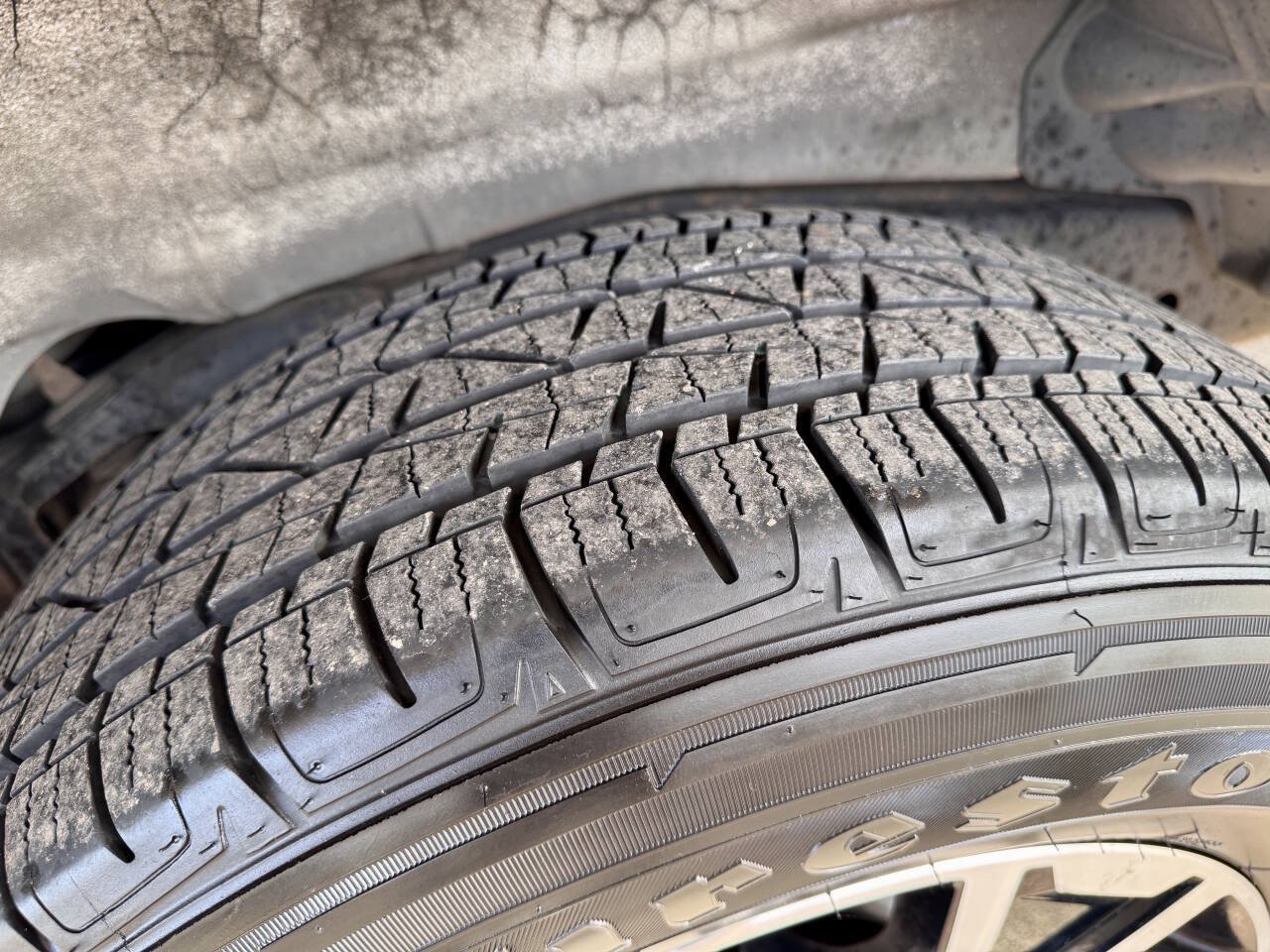 Used 2004 Toyota 4Runner Sport AWD/4WD image 13