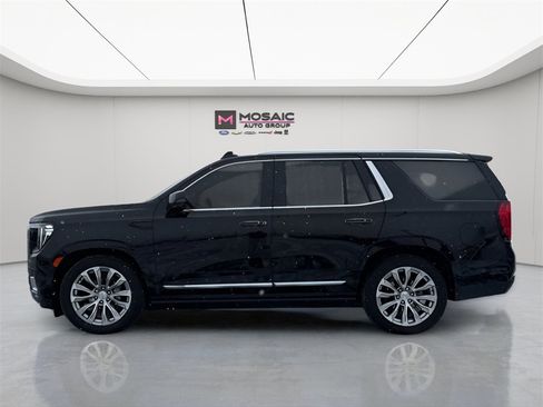 Used 2024 GMC Yukon Denali image 4