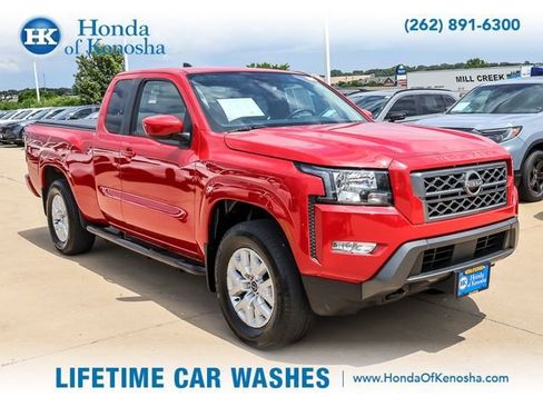 Used 2023 Nissan Frontier SV w/ SV Convenience Package AWD/4WD image 7
