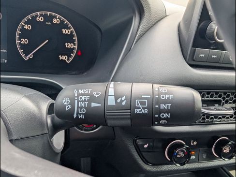 Certified 2025 Honda HR-V Sport image 13