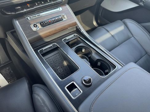 New 2026 Lincoln Aviator Reserve AWD/4WD image 16