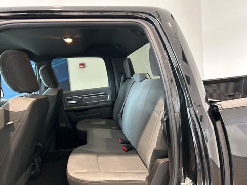 Used 2021 RAM 2500 Big Horn image 12