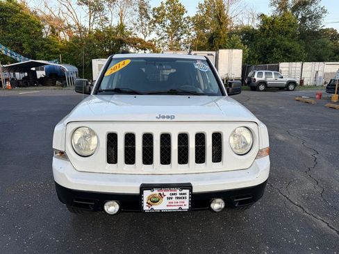 Used 2014 Jeep Patriot Sport image 6