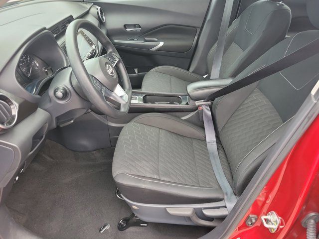 Used 2024 Nissan Kicks SV FWD image 5