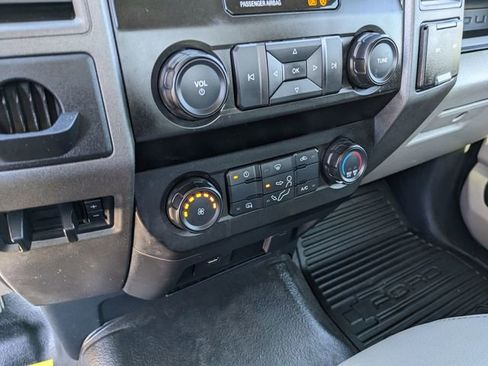 Used 2022 Ford F450 XL w/ Power Equipment Group image 19