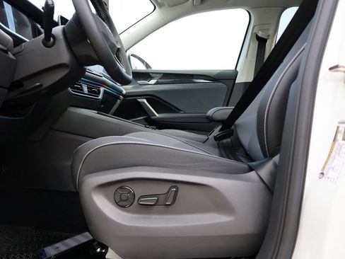 New 2026 Volkswagen Tiguan SE AWD/4WD image 37