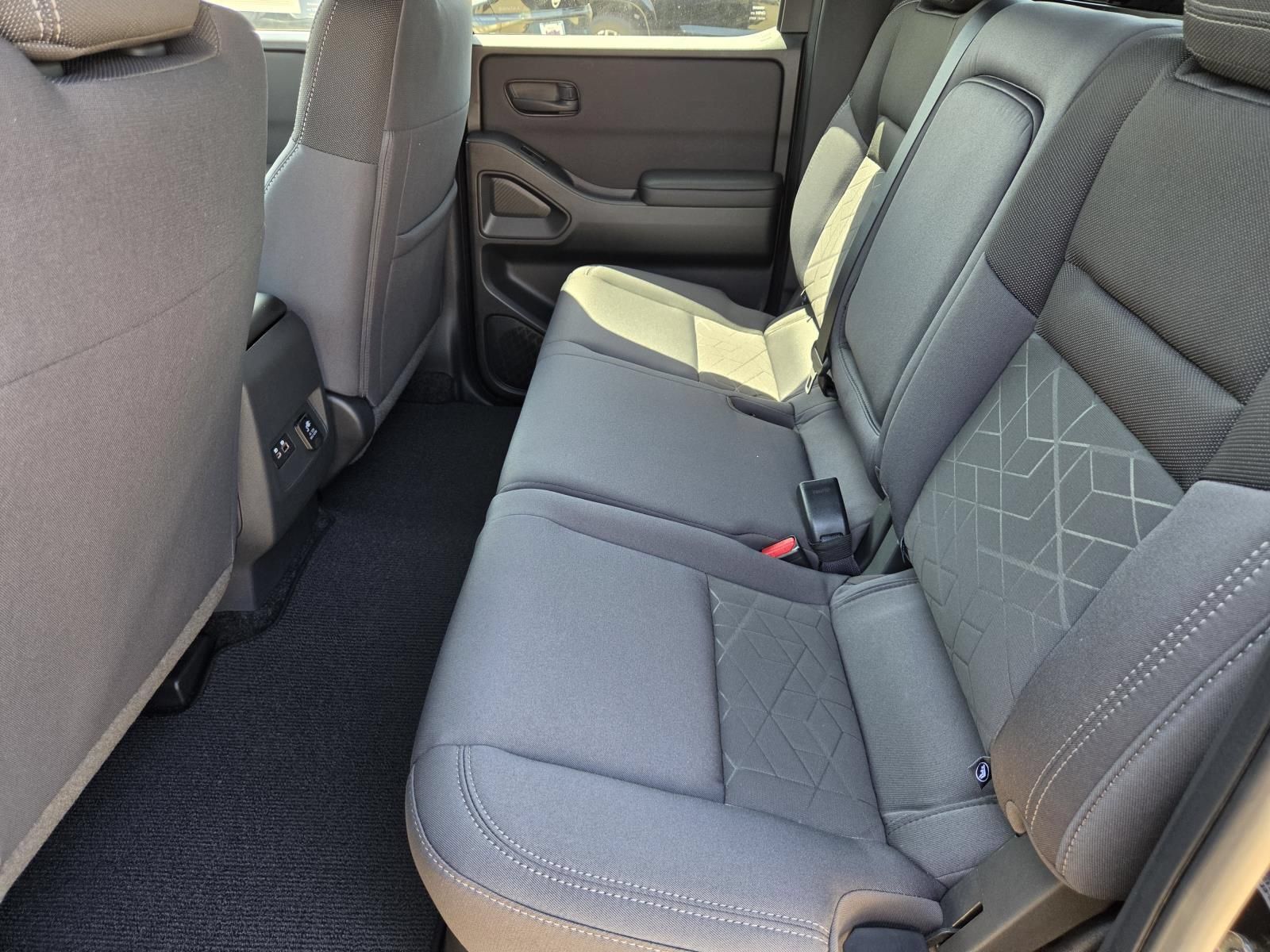 New 2027 Nissan Frontier SV w/ SV Convenience Package RWD image 14